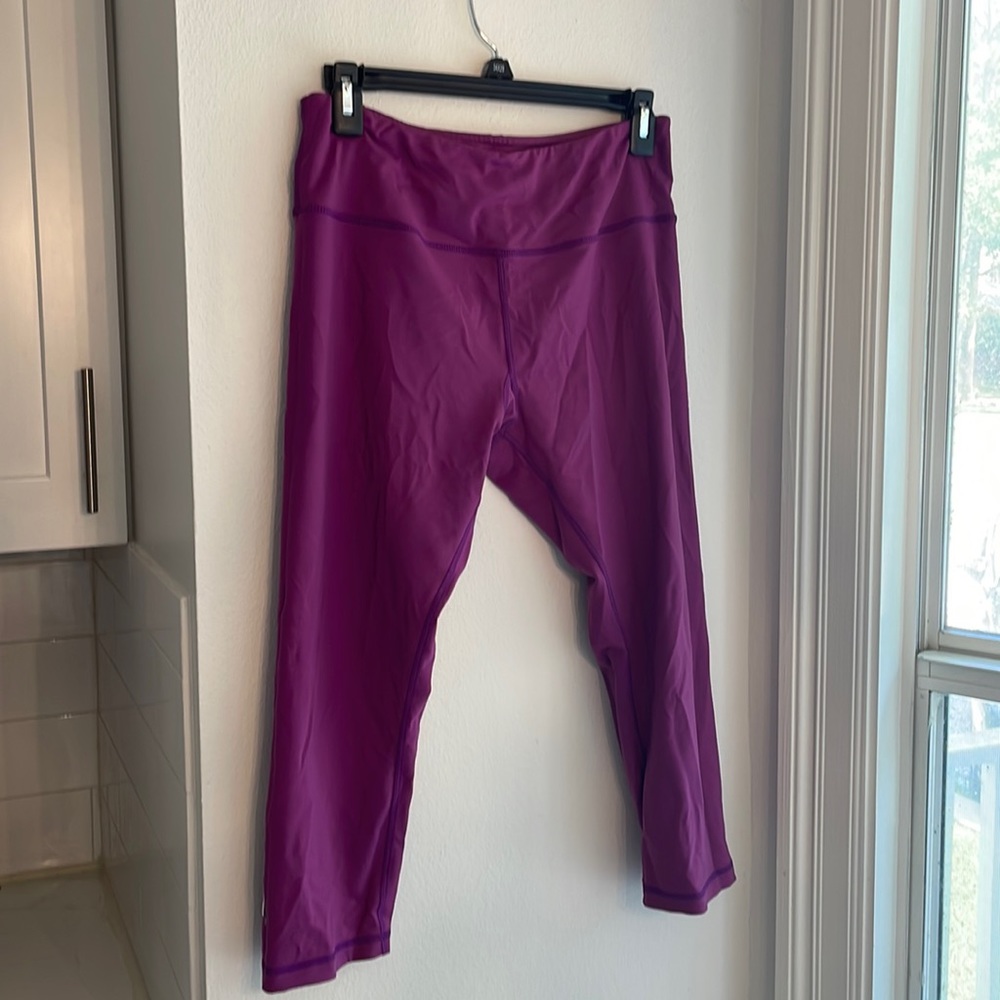 Kill Cliff ladies workout crop leggings